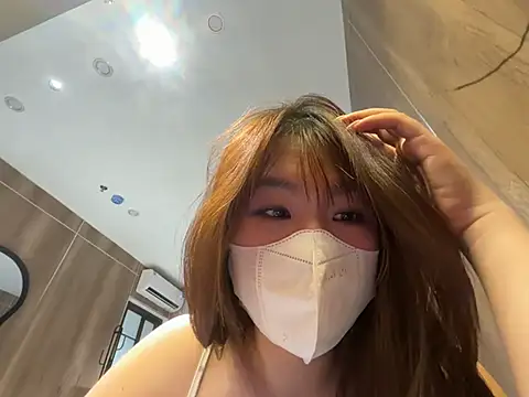 Onee-Chew online show from 18, 7, 2026