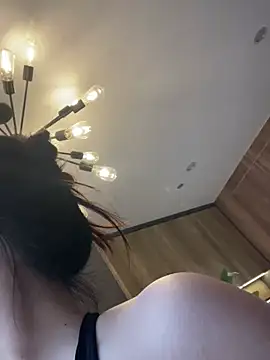 Snapshot of Onee-Chew chatting on 4, 2, 2026 Onee-Chew online show from 4, 2, 2026