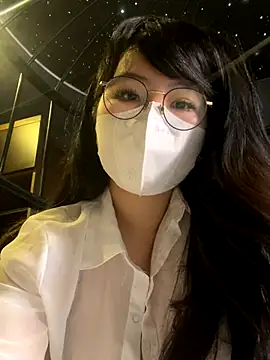 Onee-Chew online show from 28, 11, 2025