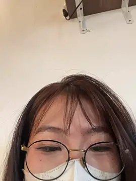 Snapshot of Onee-Chew chatting on 4, 3, 2026 Onee-Chew online show from 4, 3, 2026