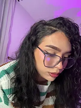Samantha Bernardo online show from 14, 7, 2026