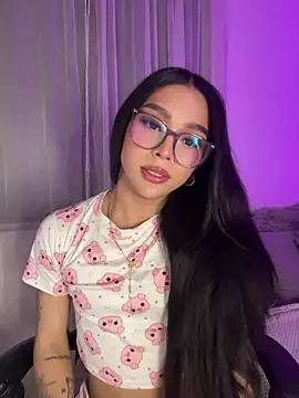 Samantha Bernardo online show from 19, 4, 2026