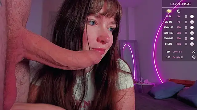 alicekaneky online show from 4, 10, 2025