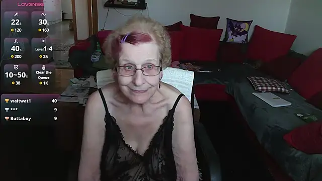 HeisseomaOriginal online show from 2, 3, 2025