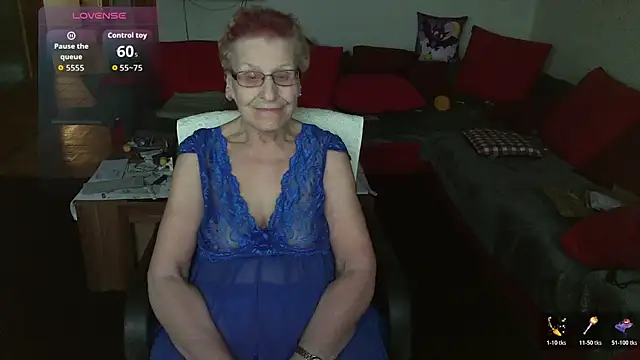 HeisseomaOriginal online show from 26, 11, 2025