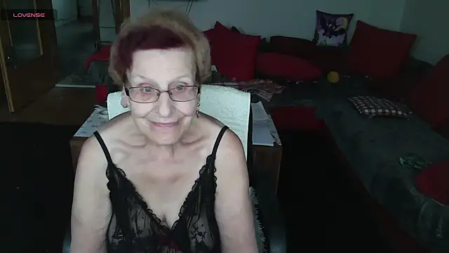 HeisseomaOriginal online show from 26, 10, 2025