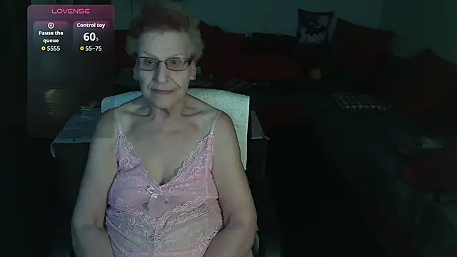 HeisseomaOriginal online show from 28, 11, 2025