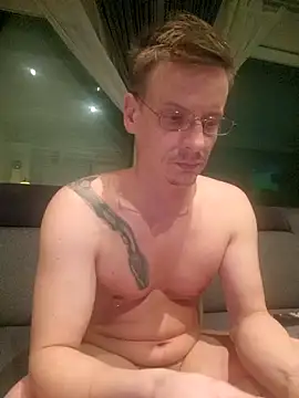 LanaSissy100 online show from 12, 12, 2024