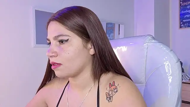 bluee hazell online show from 27, 11, 2025