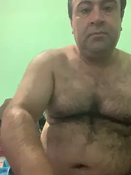 Snapshot of EmilianoGt chatting on 22, 10, 2025 EmilianoGt online show from 22, 10, 2025