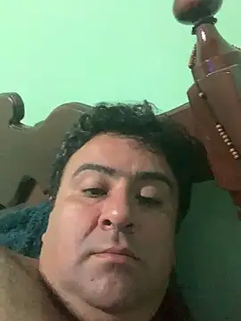 Snapshot of EmilianoGt chatting on 23, 10, 2025 EmilianoGt online show from 23, 10, 2025