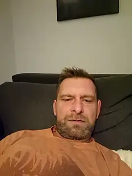 Mjn34 online show from 10, 10, 2025