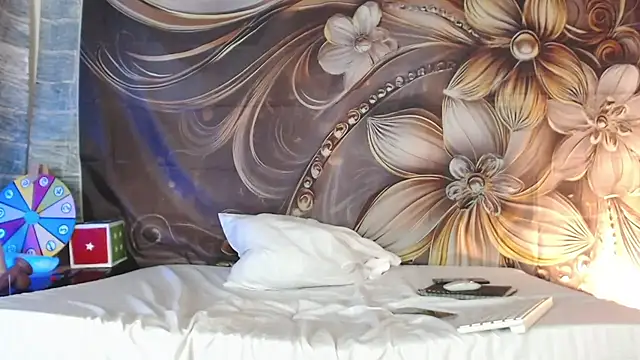 sweet Allys online show from 24, 6, 2026