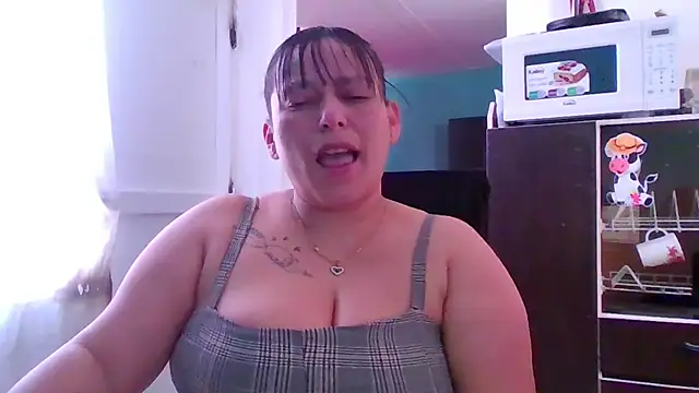 Snapshot of Diana_Lozano chatting on 11, 6, 2026 Diana Lozano online show from 11, 6, 2026