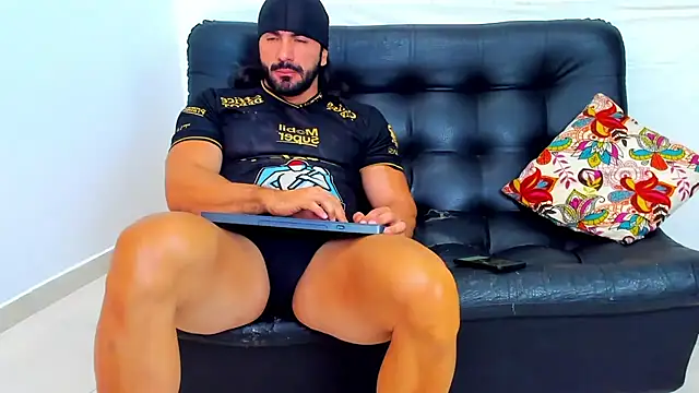 AlfredWalker online show from 26, 9, 2025