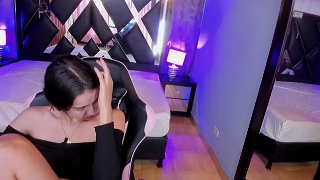 Linda4Petite online show from 27, 7, 2026