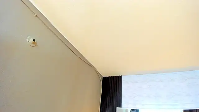 Linda4Petite online show from 1, 12, 2025