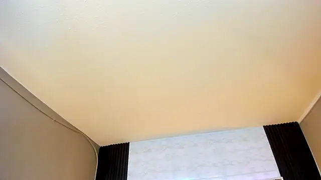 Linda4Petite online show from 26, 11, 2025