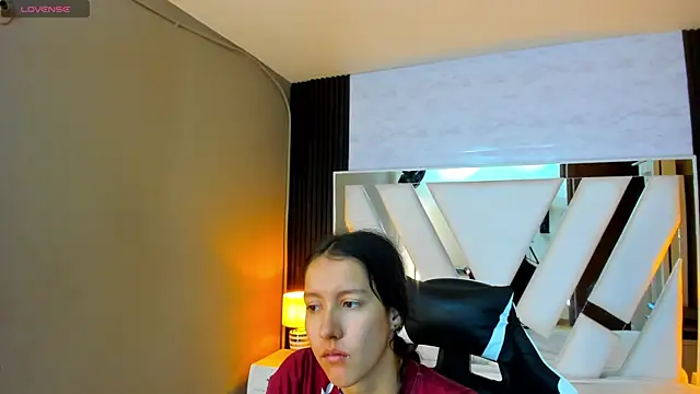 Linda4Petite online show from 28, 9, 2025