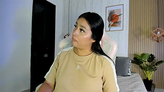 CameronCollins  online show from 10, 11, 2025