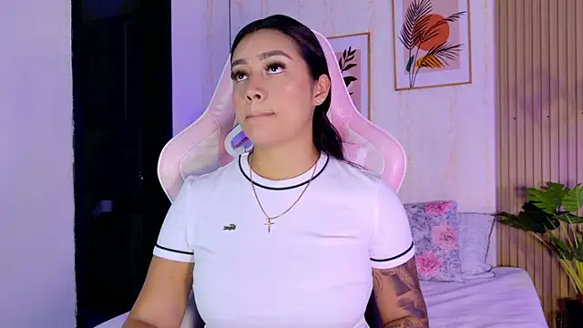 Snapshot of CameronCollins_ chatting on 9, 2, 2026 CameronCollins online show from 9, 2, 2026