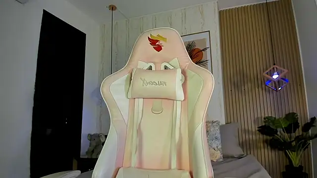 CameronCollins  online show from 27, 11, 2025