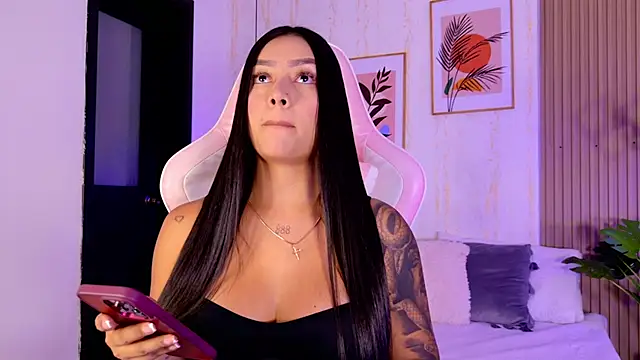 Snapshot of CameronCollins_ chatting on 18, 2, 2026 CameronCollins online show from 18, 2, 2026