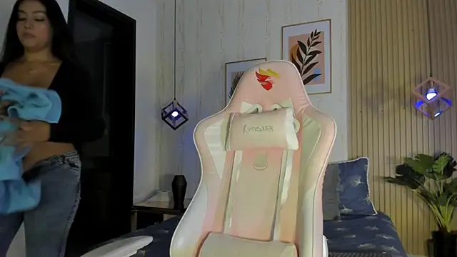 CameronCollins  online show from 25, 10, 2025