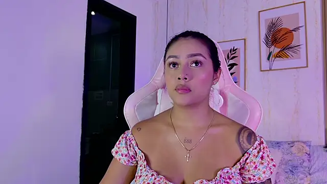 Snapshot of CameronCollins_ chatting on 5, 2, 2026 CameronCollins online show from 5, 2, 2026