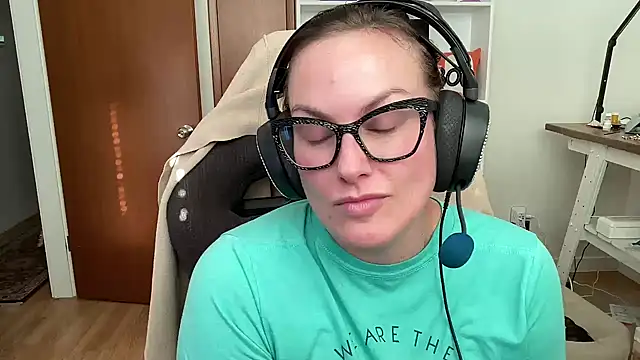 NikkixNight online show from 4, 11, 2025