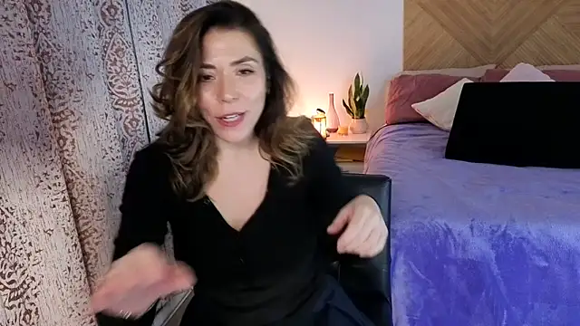 Ellie-L-Elizabeth online show from 11, 3, 2026