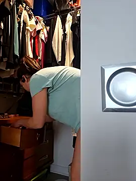 Snapshot of Ellie-L-Elizabeth chatting on 17, 1, 2026 Ellie-L-Elizabeth online show from 17, 1, 2026