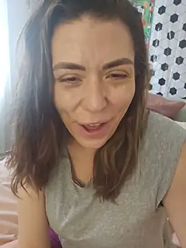 Snapshot of Ellie-L-Elizabeth chatting on 22, 6, 2026 Ellie-L-Elizabeth online show from 22, 6, 2026