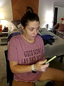 Ellie-L-Elizabeth online show from 27, 11, 2025