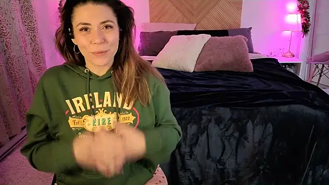 Ellie-L-Elizabeth online show from 30, 11, 2025