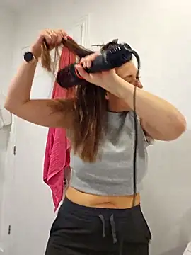 Ellie-L-Elizabeth online show from 11, 9, 2025