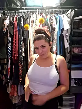 Ellie-L-Elizabeth online show from 30, 10, 2025