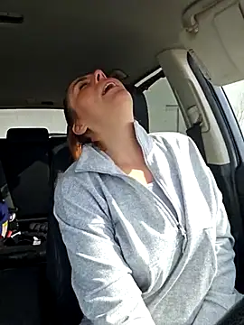 Ellie-L-Elizabeth online show from 11, 3, 2025