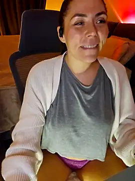 Ellie-L-Elizabeth online show from 25, 2, 2025