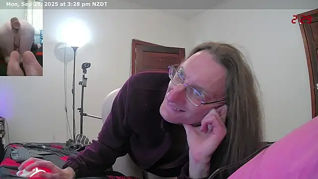 CDAdalyn online show from 29, 9, 2025