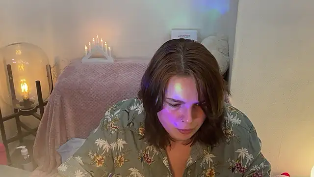 LadyHotHotXz online show from 4, 7, 2026