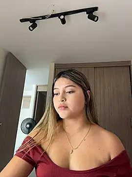 lunablossom  online show from 21, 3, 2026