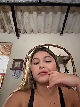 lunablossom  online show from 31, 3, 2026