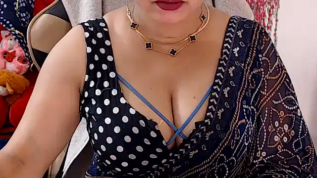 Snapshot of Naughty_Kashish chatting on 10, 7, 2026 Naughty Kashish online show from 10, 7, 2026