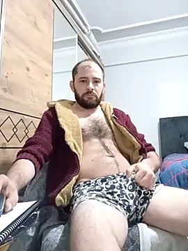 NiiiRvaNaa online show from 3, 10, 2025