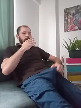 NiiiRvaNaa online show from 7, 10, 2025