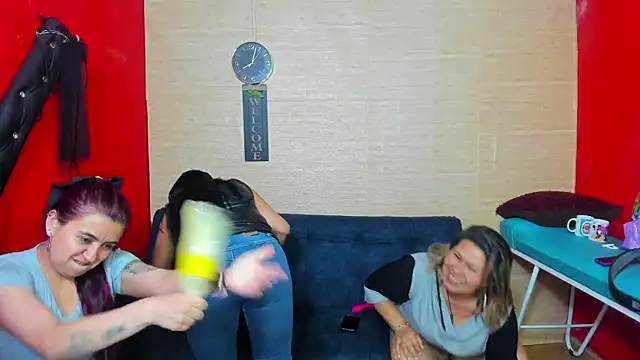 lesbiancuple online show from 28, 9, 2025