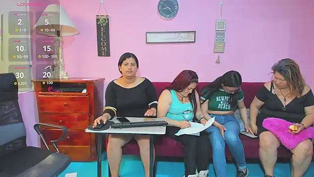 lesbiancuple online show from 13, 10, 2025