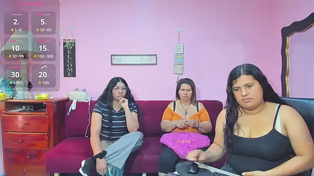 lesbiancuple online show from 10, 11, 2025