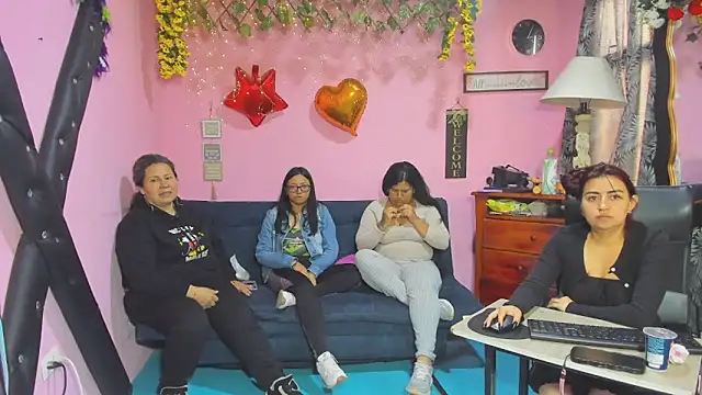 lesbiancuple online show from 26, 3, 2026